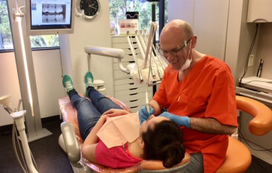 Jean F. Reitter DDS. Dentiste français à Glendale, Los Angeles