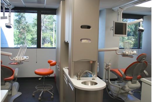 dentiste francais à Glendale, Los Angeles